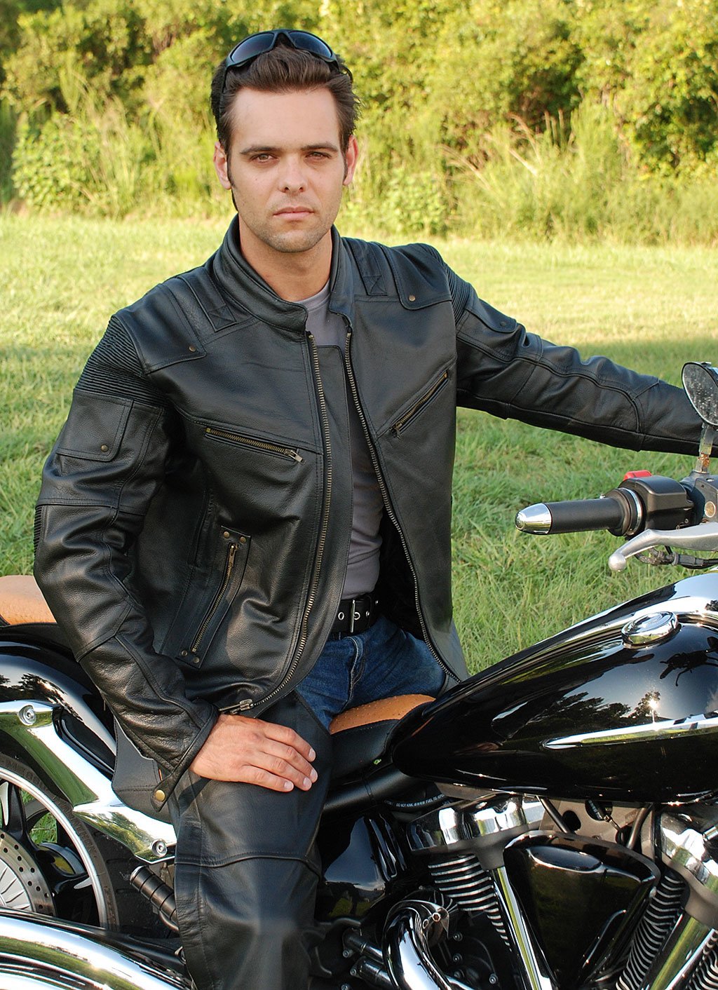 Men's Ultimate Black Racer Vented Motorcycle Jacket CC  Pockets #M6633RVZK ()
